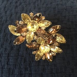 Gorgeous Vintage Yellow & Light Amber Rhinestones